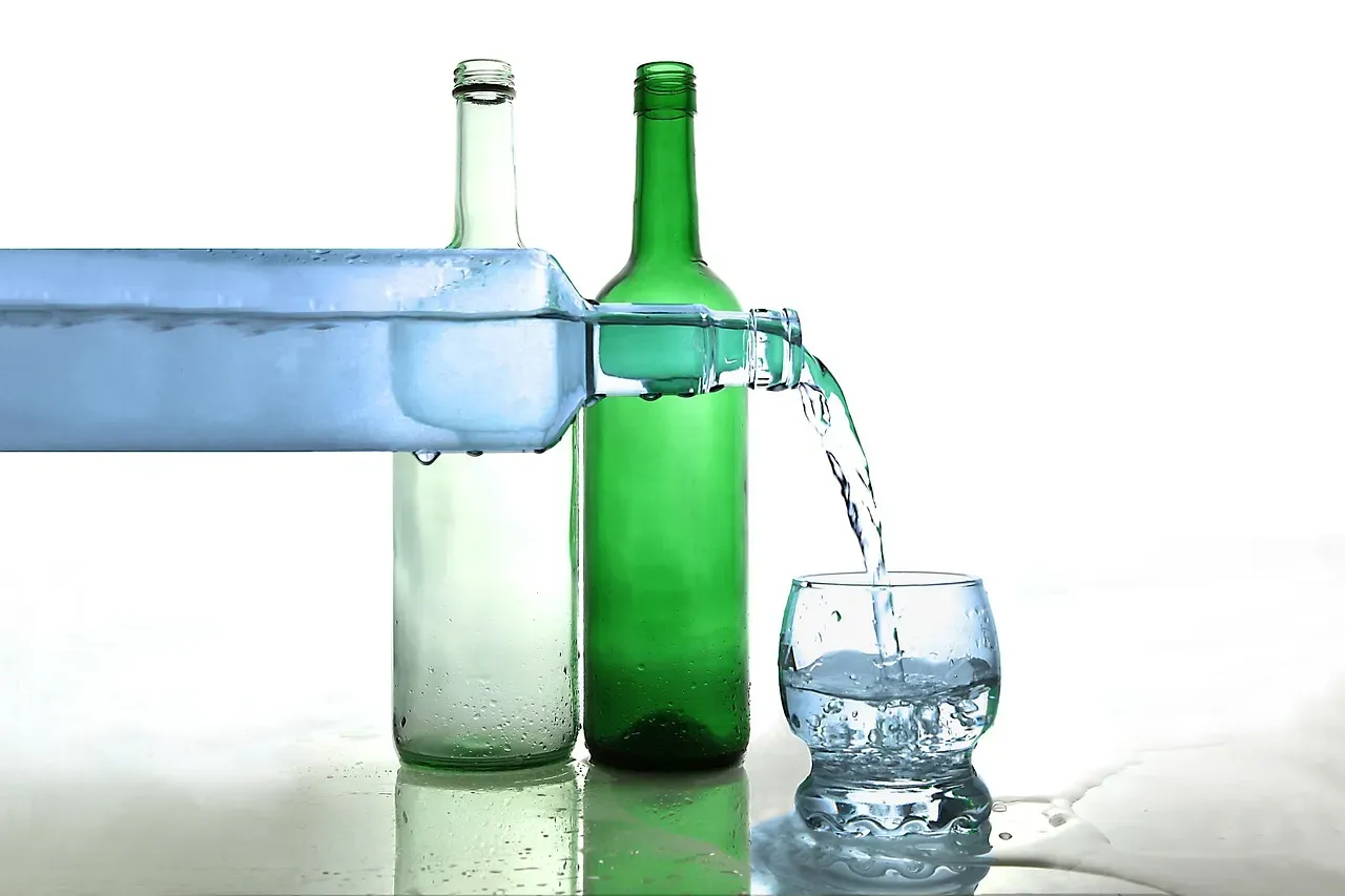 Insulated Tumblers — Keep drinks hot or cold, hours longer.